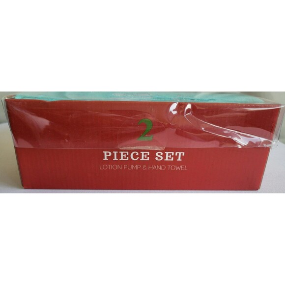 2 Piece Avanti Christmas Lotion Pump With Hand Towel Bathroom Decor New - Picture 5 of 5